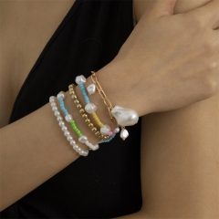 Wholesale Chic Shaped Imitation Pearl Bracelet Colored Resin Set Bracelet