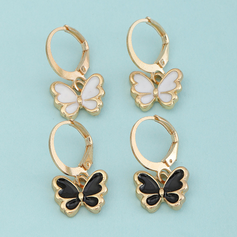 Wholesale Butterfly Girls Earrings Retro Alloy Dripping Butterfly Vendors