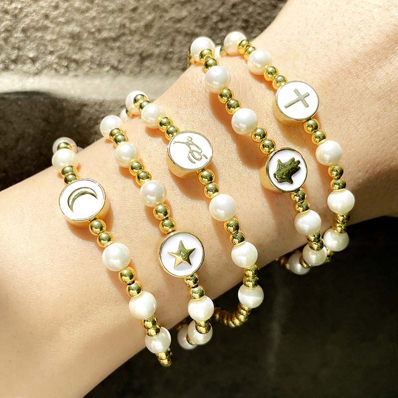 Wholesale Simple Design Pearl Bracelet Female Cross Star Moon Stretch Bracelet Vendors