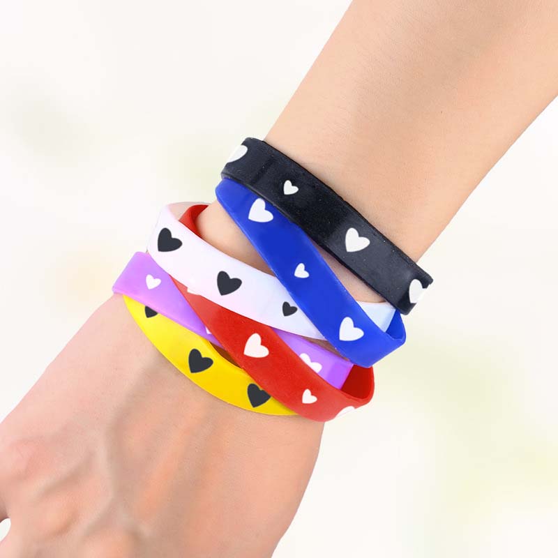 Wholesale Sports Silicone Bracelet Fashion Candy Color Love Bracelet Bracelet Vendors