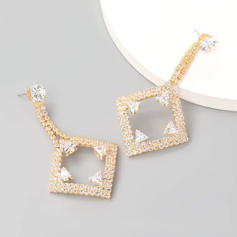 Wholesale Alloy Diamond-studded Geometric Earrings Earrings Vendors