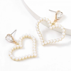 Alloy Diamond And Pearl Heart-shaped Korean Earrings Supplier