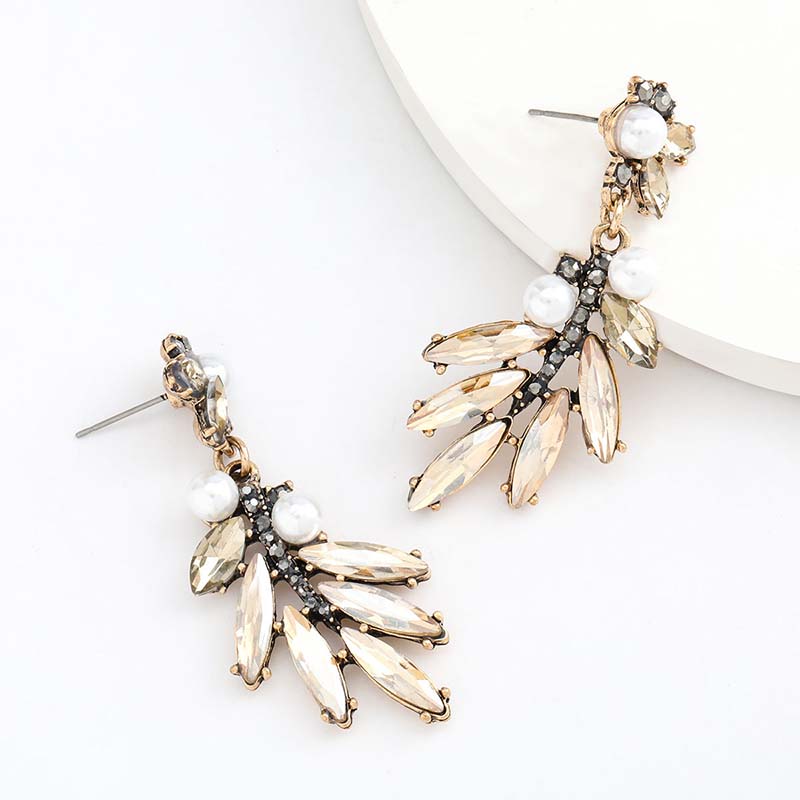Wholesale Jewelry Fashion Color Diamond Personality Alloy Inlaid Pearl Flower Earrings Retro