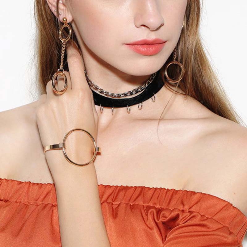 Wholesale Fashion Trendy Girl Geometric Freedom  Element Necklace Metal Ring Necklace Set Vendors