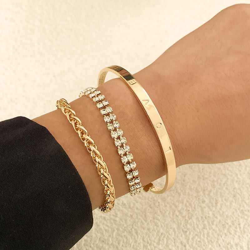 Retro Diamond Twist Chain Bracelet Fashion LOVE Metal Bracelet Set Distributor