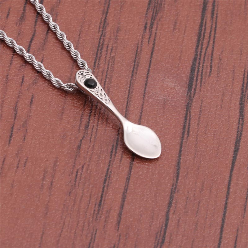 Wholesale Long Necklace Clavicle Chain Heart Shaped Spoon Pendant Mini Cute Necklace