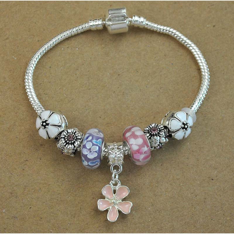 Wholesale Fashion Multi-element Antique Silver Carved Vintage Bracelet Glazed Beads