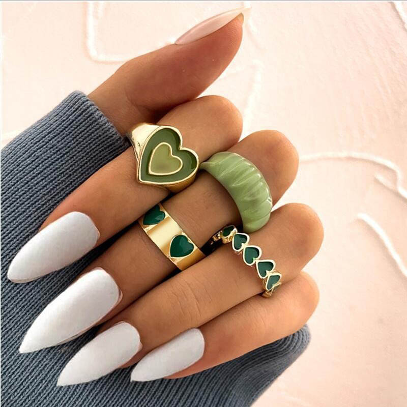 Inlaid Rhinestone Ring Creative Sweet Dripping Oil Distributor