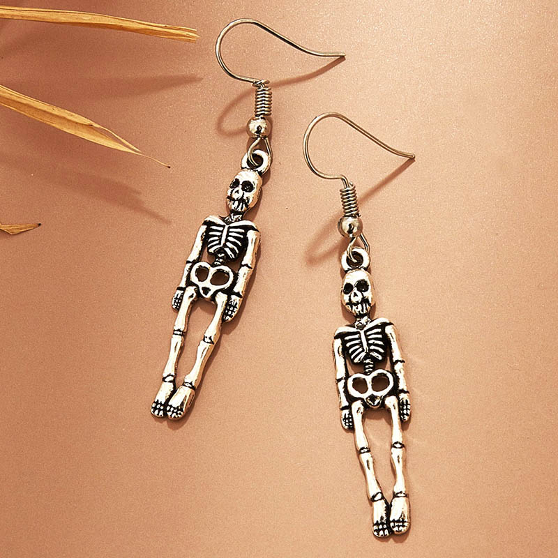 Creative Personality Retro Skull Pendant Earrings Halloween Distributor