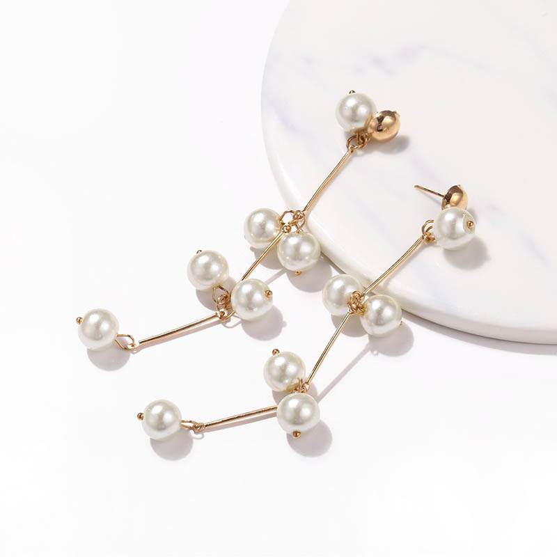 Wholesale Creative Retro Simple Palace Style Pearl Tassel Earrings