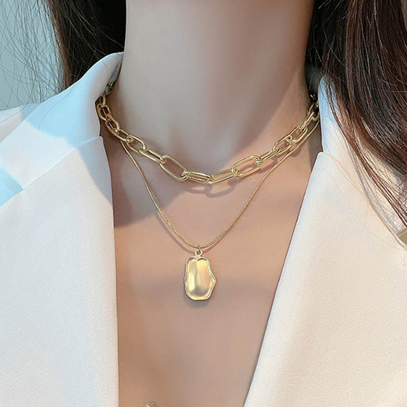 Wholesale Item Retro Exaggerated Personality Metal Oval Double Layer Necklace