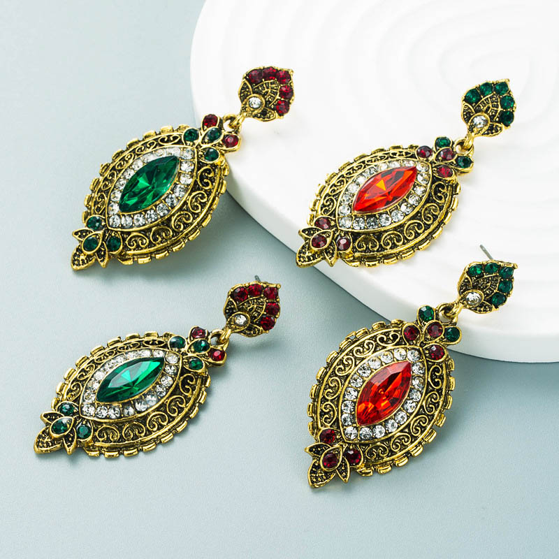 Fashion  Shiny Metal Leaf-shaped Earrings Long Earrings Jewelry Manufacturer