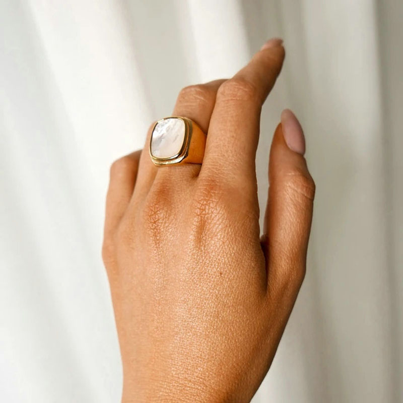 Geometric Ring Gold Stainless Steel Pop Shell Distributor