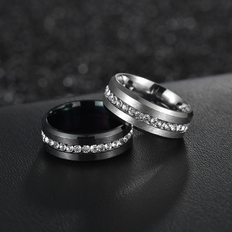 Wholesale 8mm Wide Single Row Full Of Diamonds Zirconia Ring Electroplated Black Stainless Steel Pair Ring