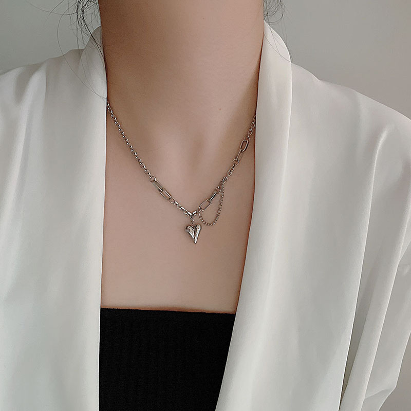 Titanium Steel Splicing Shaped Baroque Pearl Necklace Female Distributor