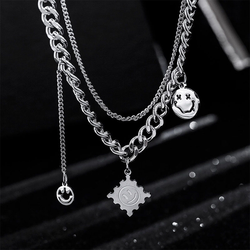 Titanium Steel Smiley Face Necklace Female Sweater Chain Bodysuit Collarbone Chain Distributor