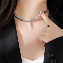 Simple Necklace Female Collarbone Chain Necklace Large Chain Distributor