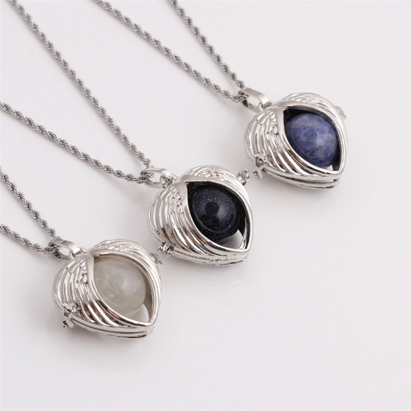 Wholesale Crystal Stone Heart Pendant Popular Necklace Valentine's Day Jewelry