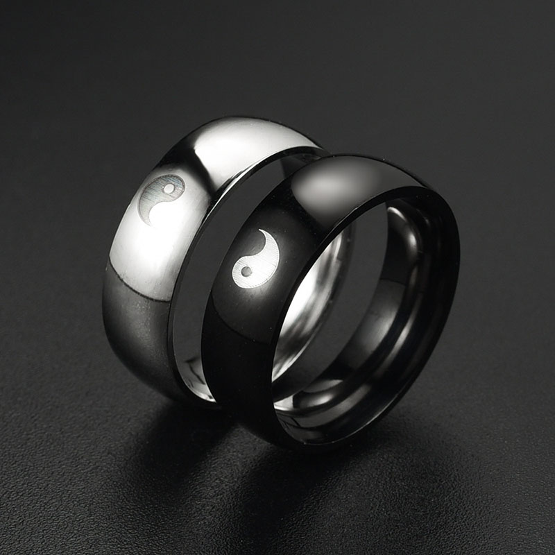 Wholesale Titanium Steel Tai Chi Rings Bagua Diagram Couple Rings Vendors