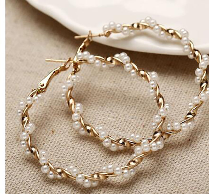 Winding Pearl Large Circle Earrings Creative Simple Vintage Supplier