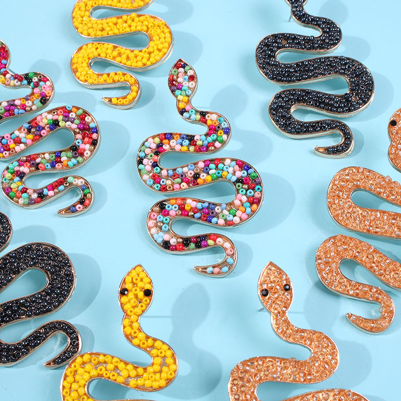 Wholesale Rhinestone Three-dimensional Snake Earrings Fashion Exquisite