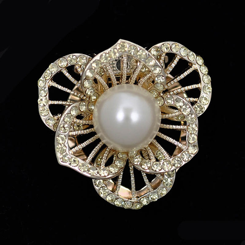 Wholesale Fashion  Rhinestone Pearl Brooch Fashion