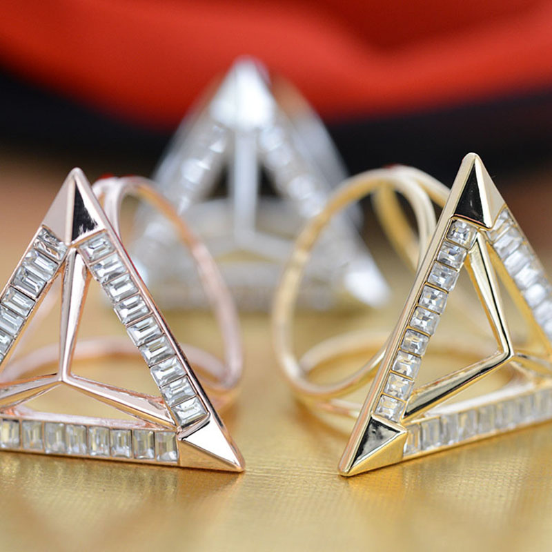 Wholesale High Quality Real Gold Three-dimensional Triangle Square Diamond Scarf Buckle Vendors