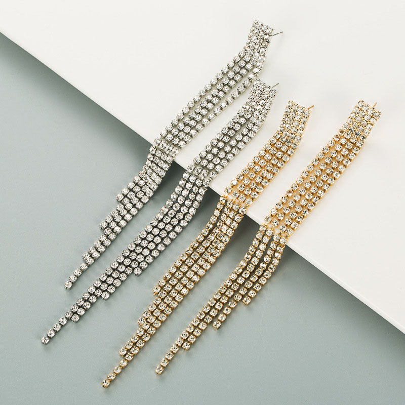 Fashion Long Claw Chain Tassel Earrings Alloy With Rhinestone Personalized Earrings Supplier