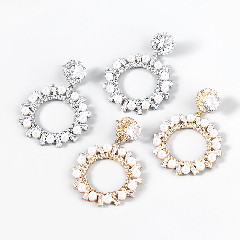 Fashion Trend Alloy Diamond Imitation Pearl Round Earrings Manufacturer