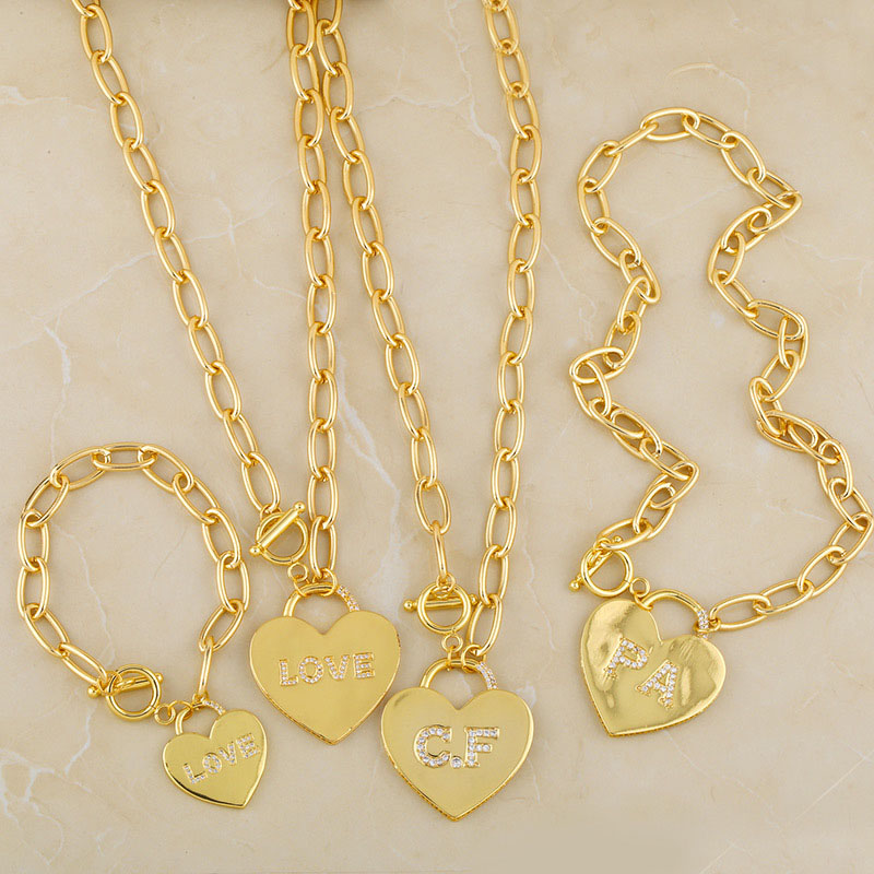 Wholesale Men's And Women's Couple Jumper Chain Letters Love Love Pendant Necklace