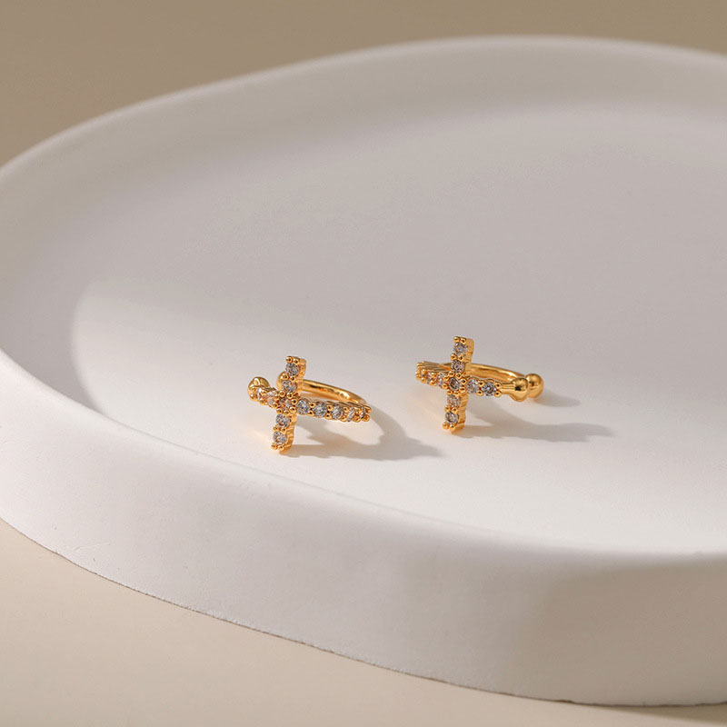 Brass Plated 18k Real Gold Zirconia C-shaped Cross Ear Clips Supplier