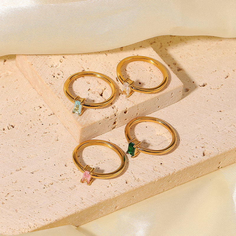 Stainless Steel Fashion 18k Gold Rectangular Zircon Ring For Women Manufacturer