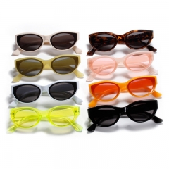 Wholesale Fine Carved Piece Color Lens Sunglasses Retro Sunglasses Popular  Glasses Vendors