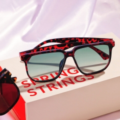 Large Square Tortoiseshell Frame Trendy  Sunglasses Distributor