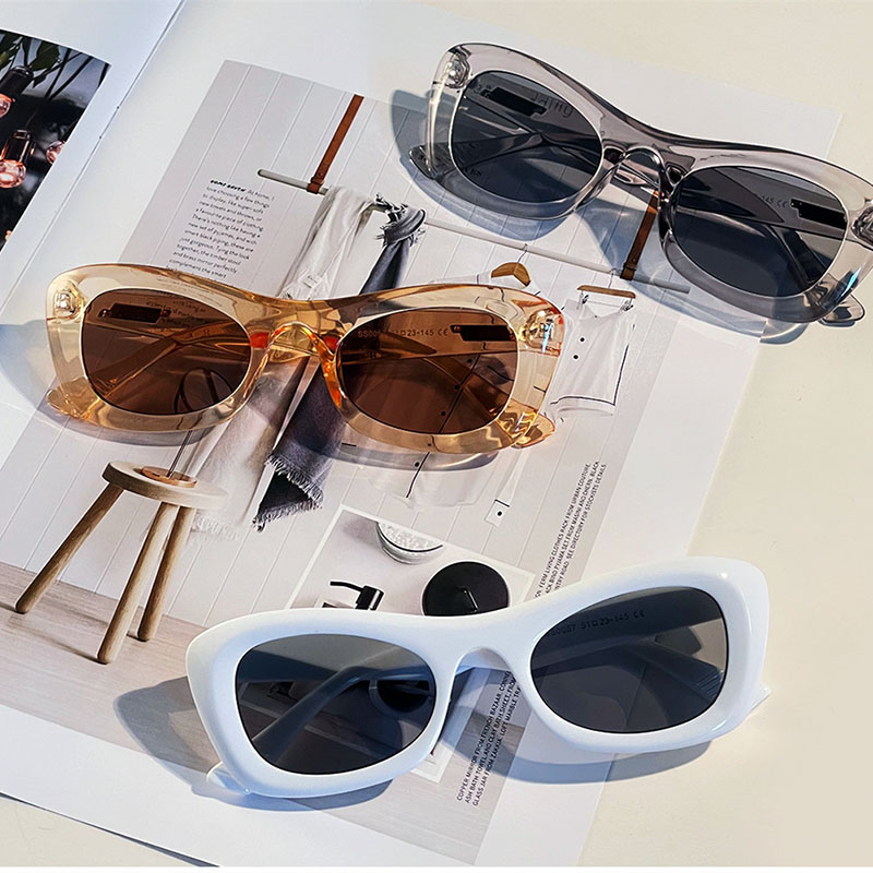 Tortoiseshell Frame Trend With Sunglasses Square Retro Sunglasses Distributor