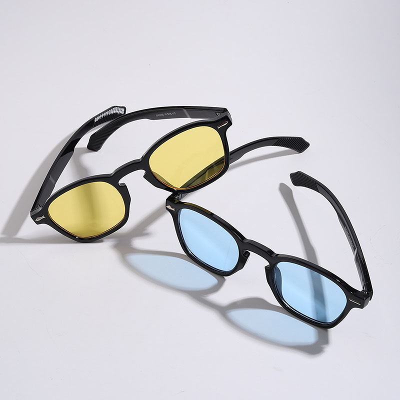 Round Frame Retro Full Frame Color Marine Piece Sunglasses Studded Sunglasses Distributor