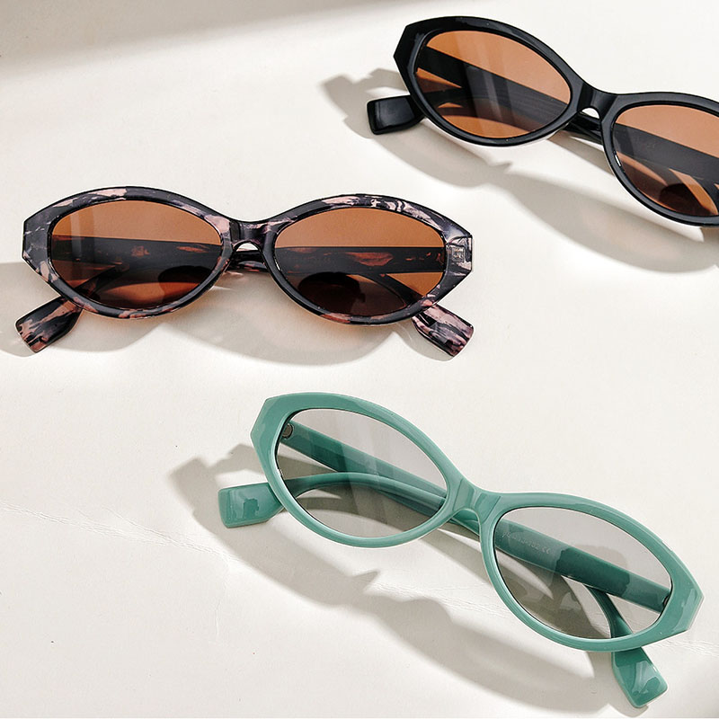 Oval Small Frame Trendy Multi-color Sunglasses Retro Summer Sunglasses Manufacturer