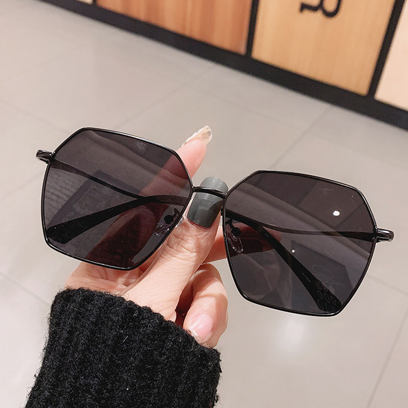 Retro Large Frame Chain Sunglasses Female Korean Version Of The Tide Anti-uv Sunglasses Distributor