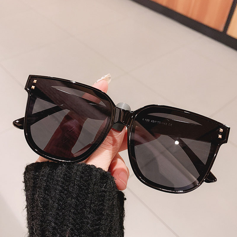 Korean Version Of The Square Riveted Black Glasses Large Frame Sunglasses Sunglasses Distributor