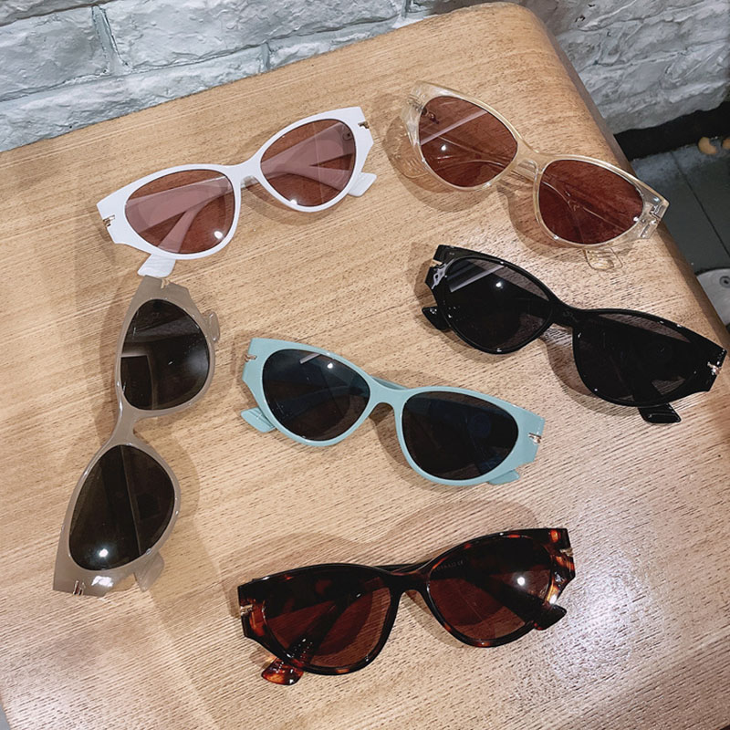 Retro Cat Eye Retro Sunglasses Men And Women Colored Sunglasses Distributor