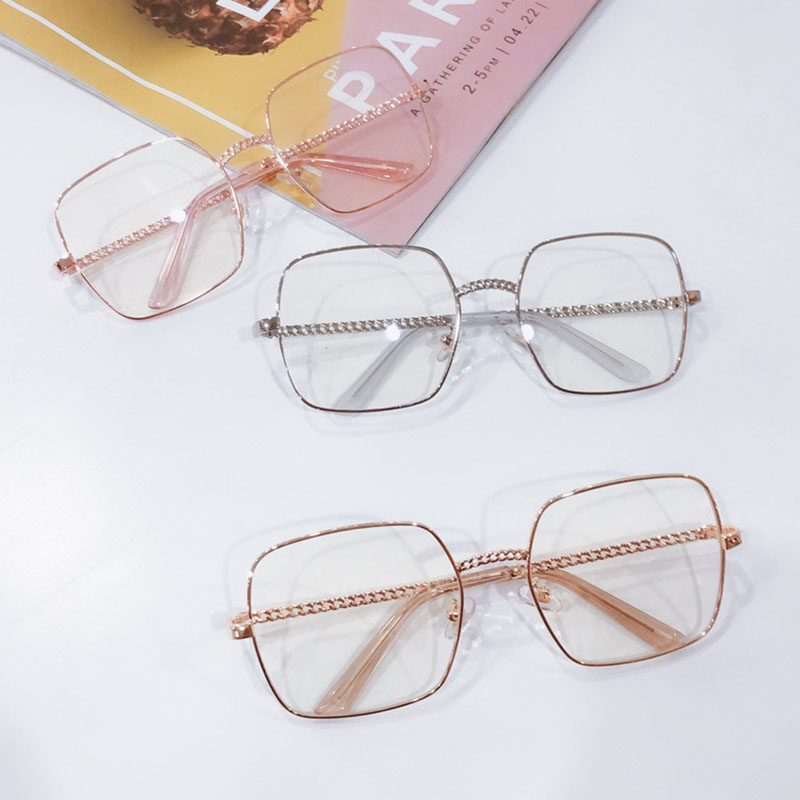 Square Frame Eyeglasses Frame Can Be With Chain Distributor