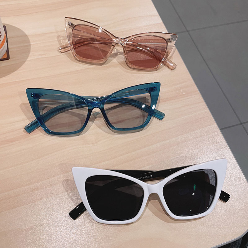 Wholesale Retro Triangle Cat-eye Sunglasses Vendors