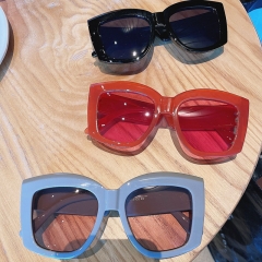 Wholesale Fashion Large-frame Box Sunglasses Vendors