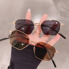 Wholesale Frameless Irregular Ocean Piece Transparent Sunglasses Vendors