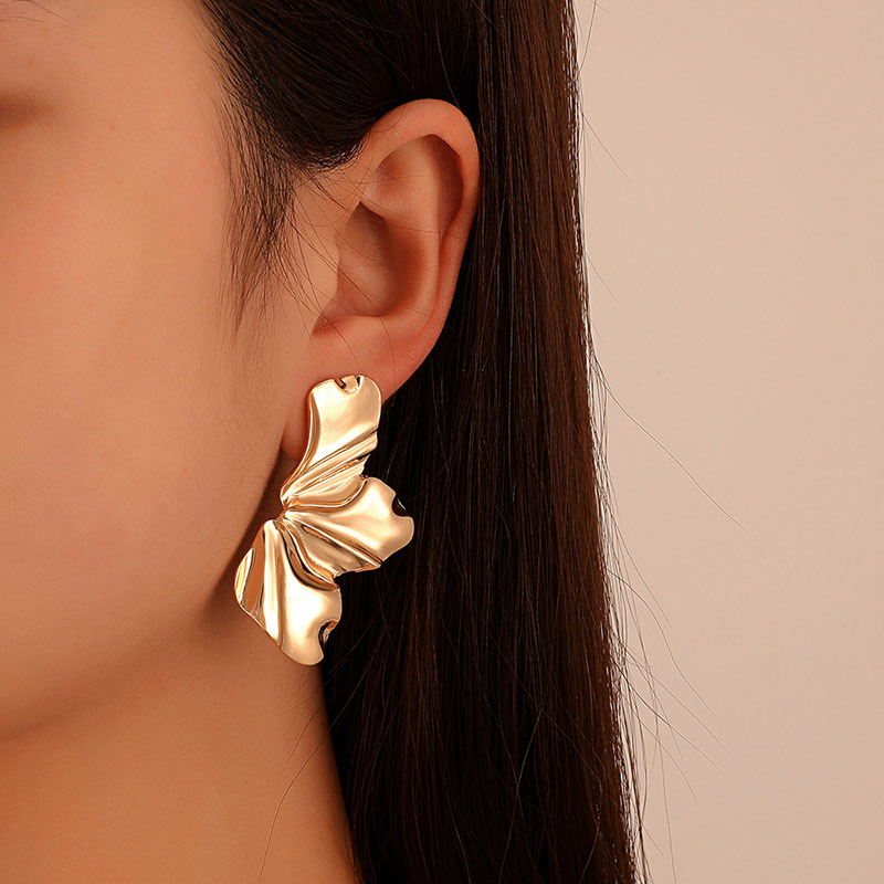 Gold Flower Studs Simple Irregular Flower Petal Earrings Distributor