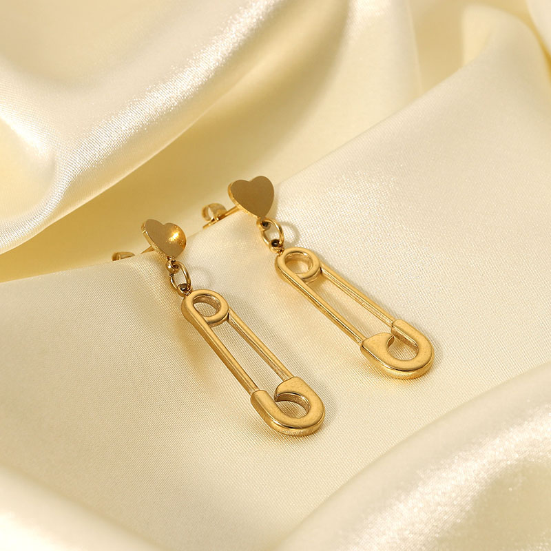 14k Gold-plated Stainless Steel Earrings Personalized Paperclip Shape Distributor
