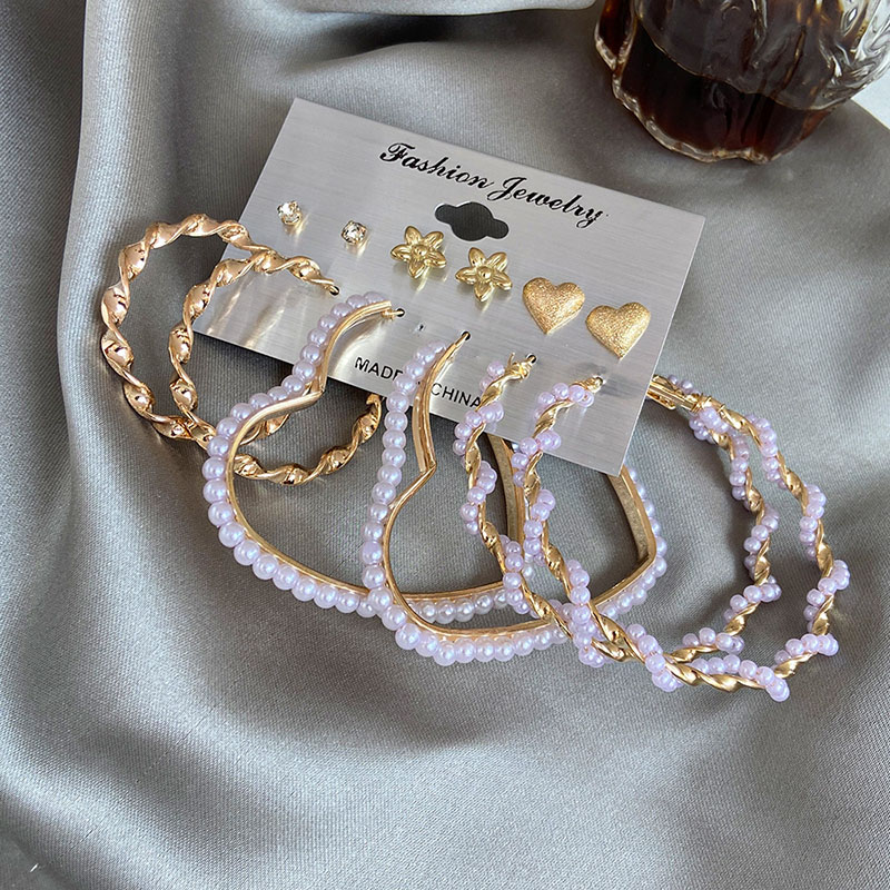 Love Earrings Creative Pearl And Diamond Golden Set Distributor