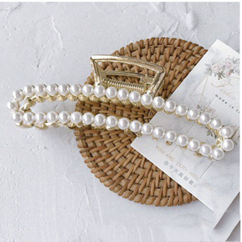 Pearl Crescent Alloy Clip - Large