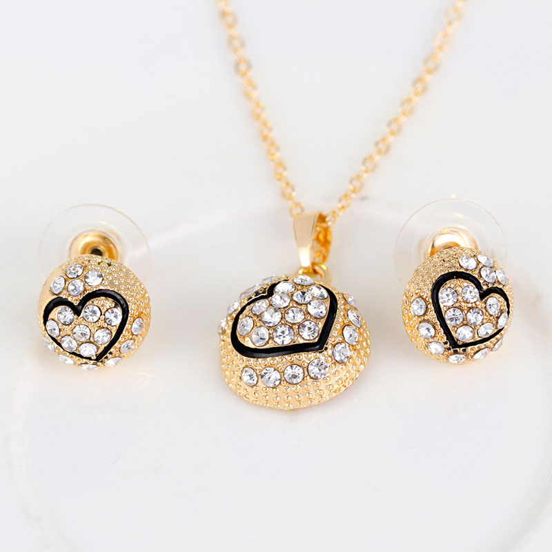 Love Kc Plated Alloy Diamond Set Necklace Earrings Ring Bracelet Set Of Four Distributor
