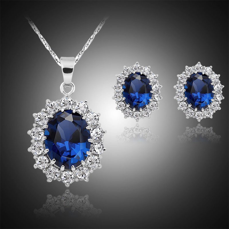 Fashionable Luxury Atmospheric Necklace Round With Gemstones Distributor
